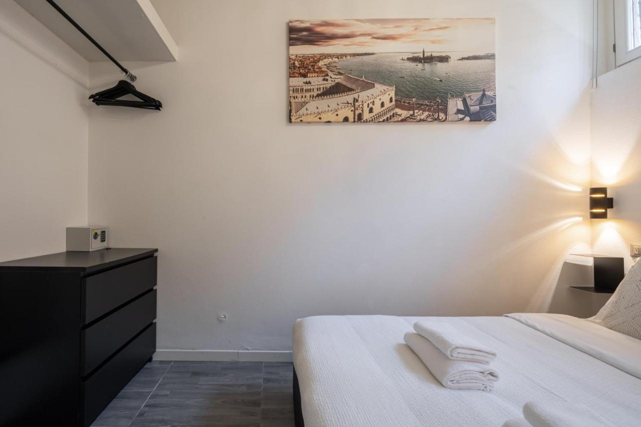 Rialto Boutique Apartment Venesia Bagian luar foto