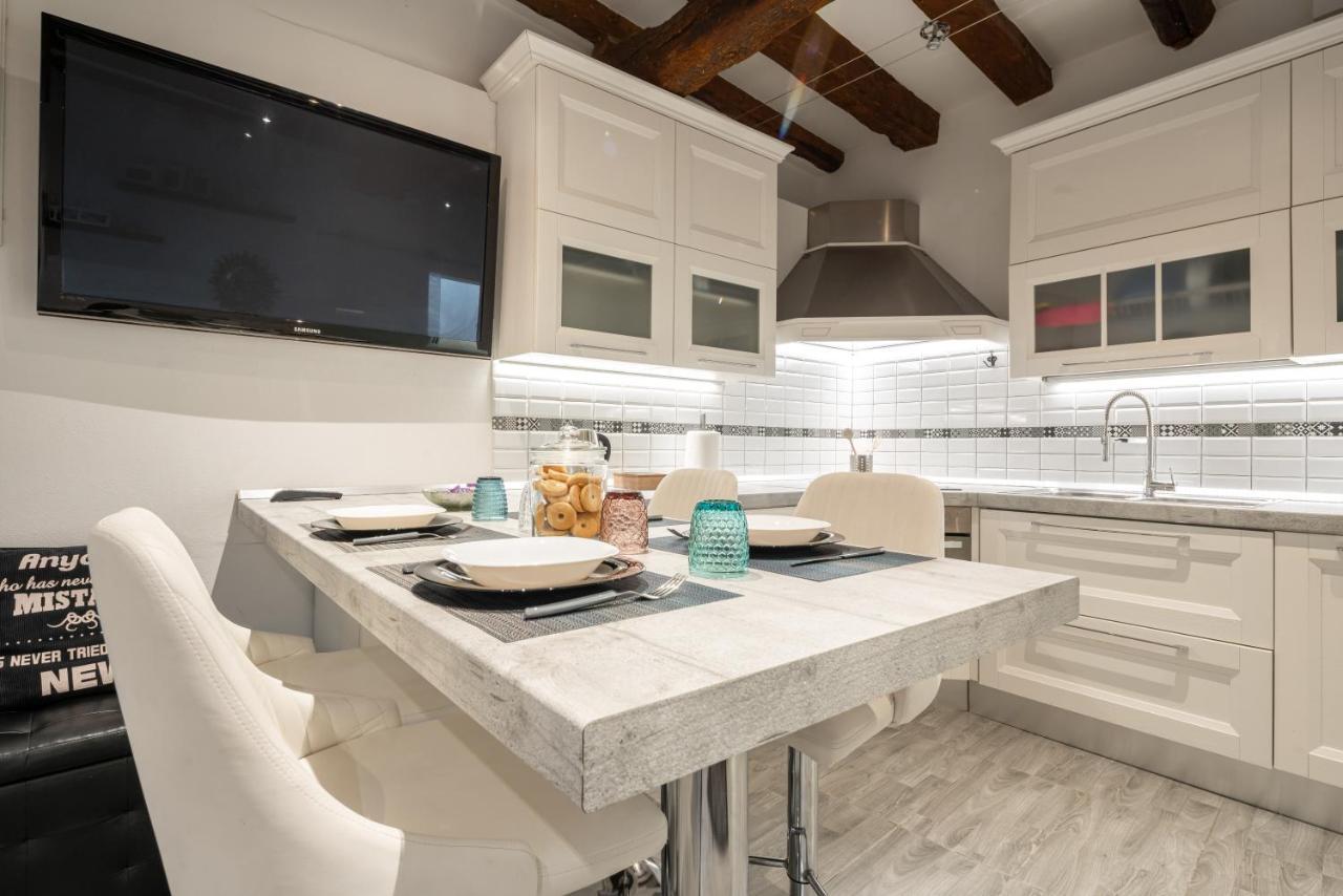 Rialto Boutique Apartment Venesia Bagian luar foto