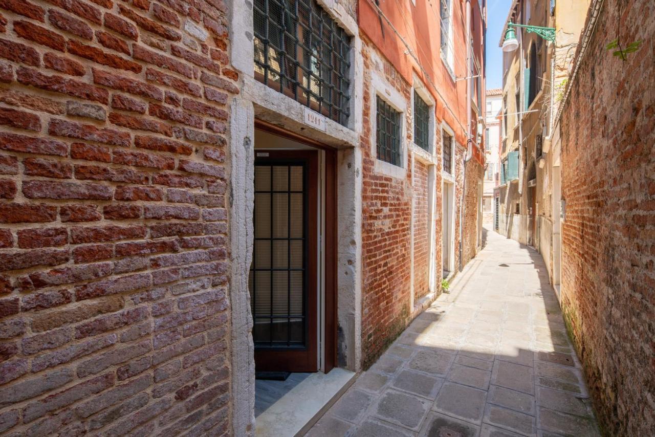 Rialto Boutique Apartment Venesia Bagian luar foto